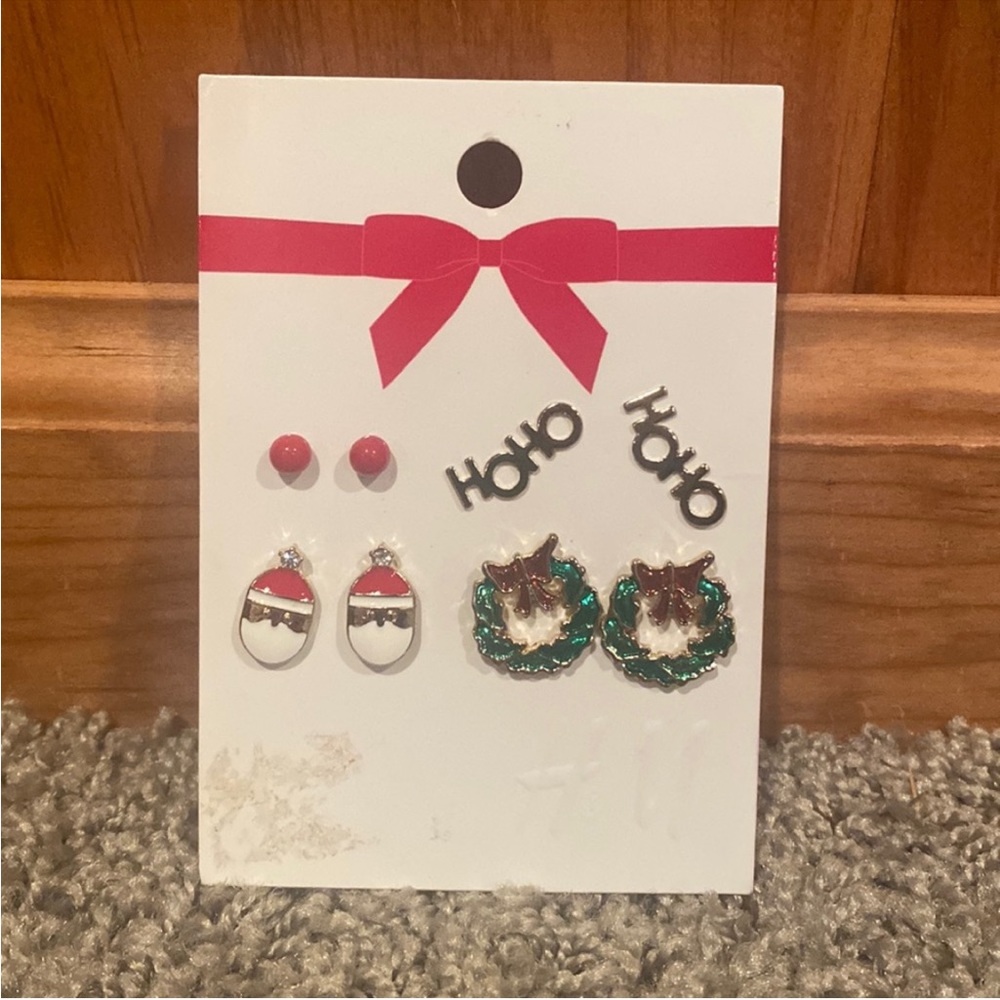 NWT H&M Christmas Earrings